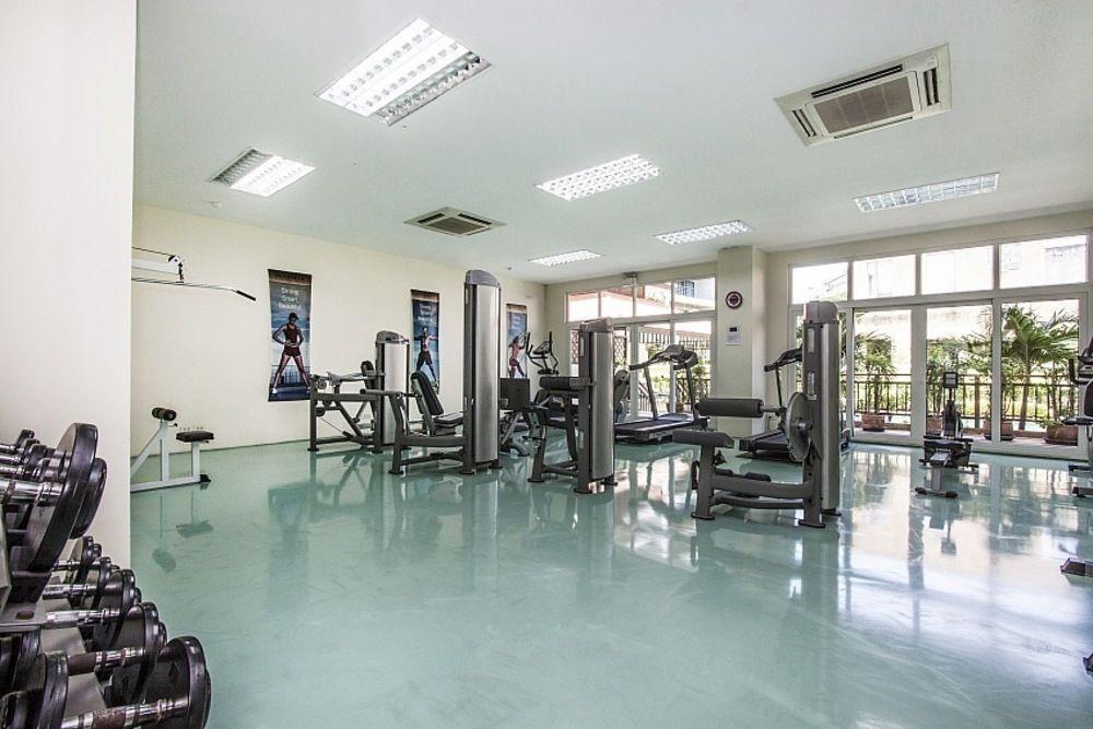 Aparthotel Emerald Palace Pattaya Zewnętrze zdjęcie
